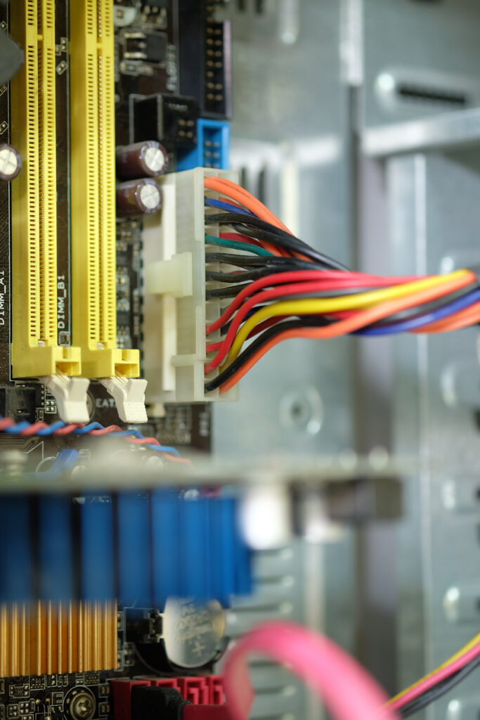 Elettrici 1 impianti elettrici a cagliari e provincia | RAM Gestione Costruzioni cagliari